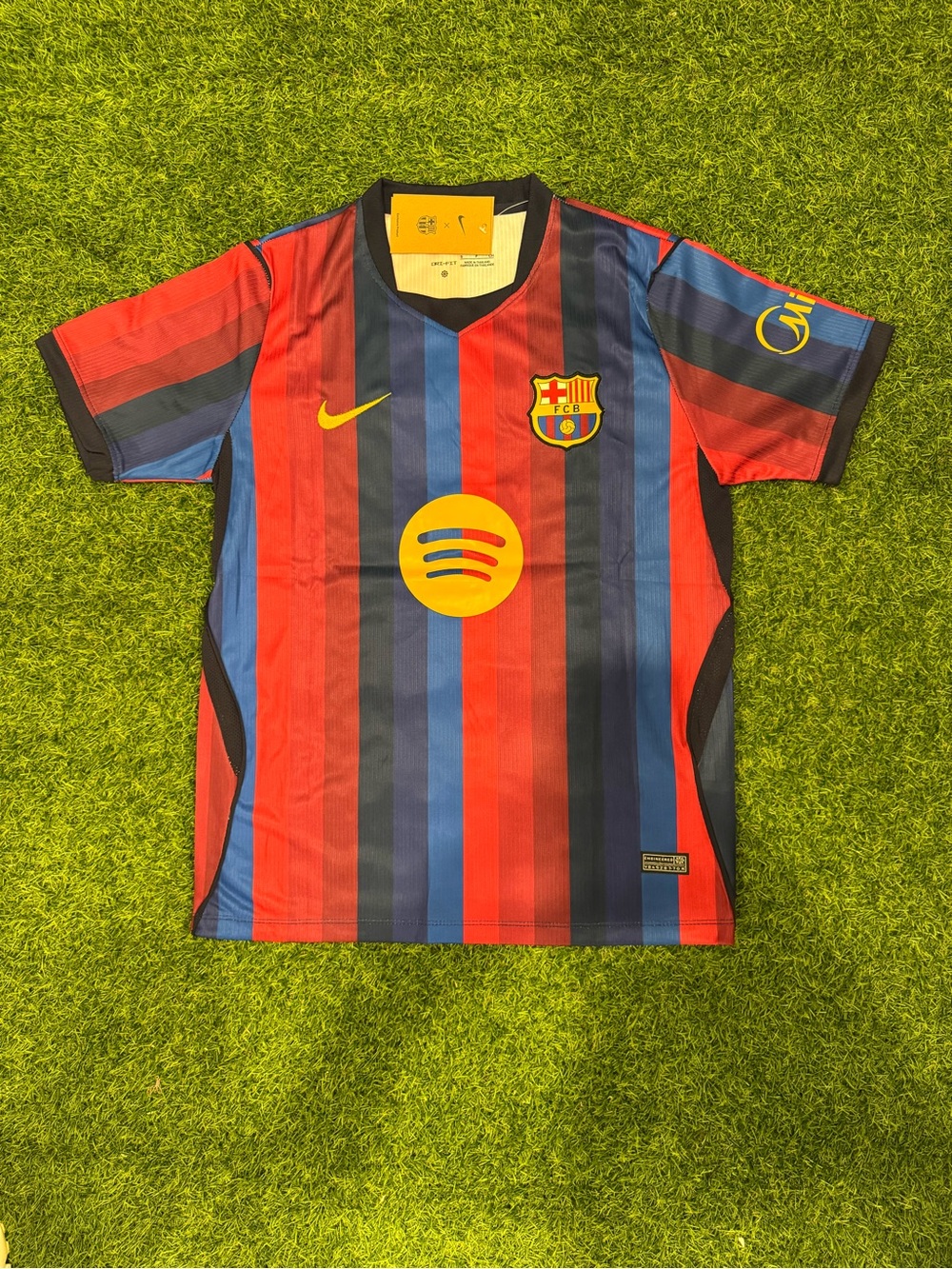 Men’s Rodrigo #16 Barcelona Home Jersey 26/27